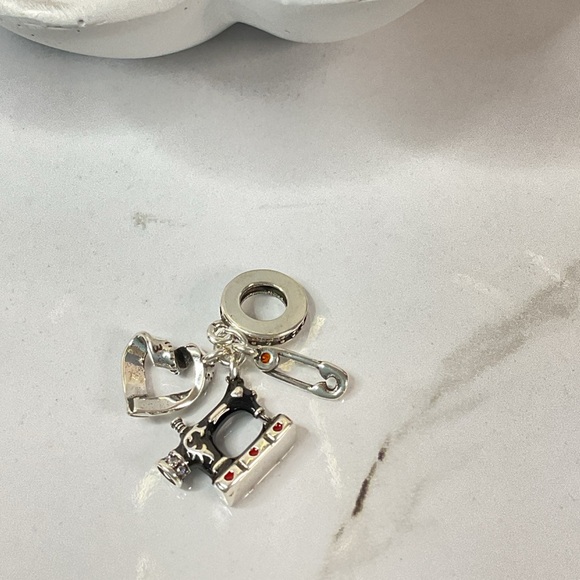 🌟 S925 Sterling Silver Sewing Machine Charm - Picture 7 of 9